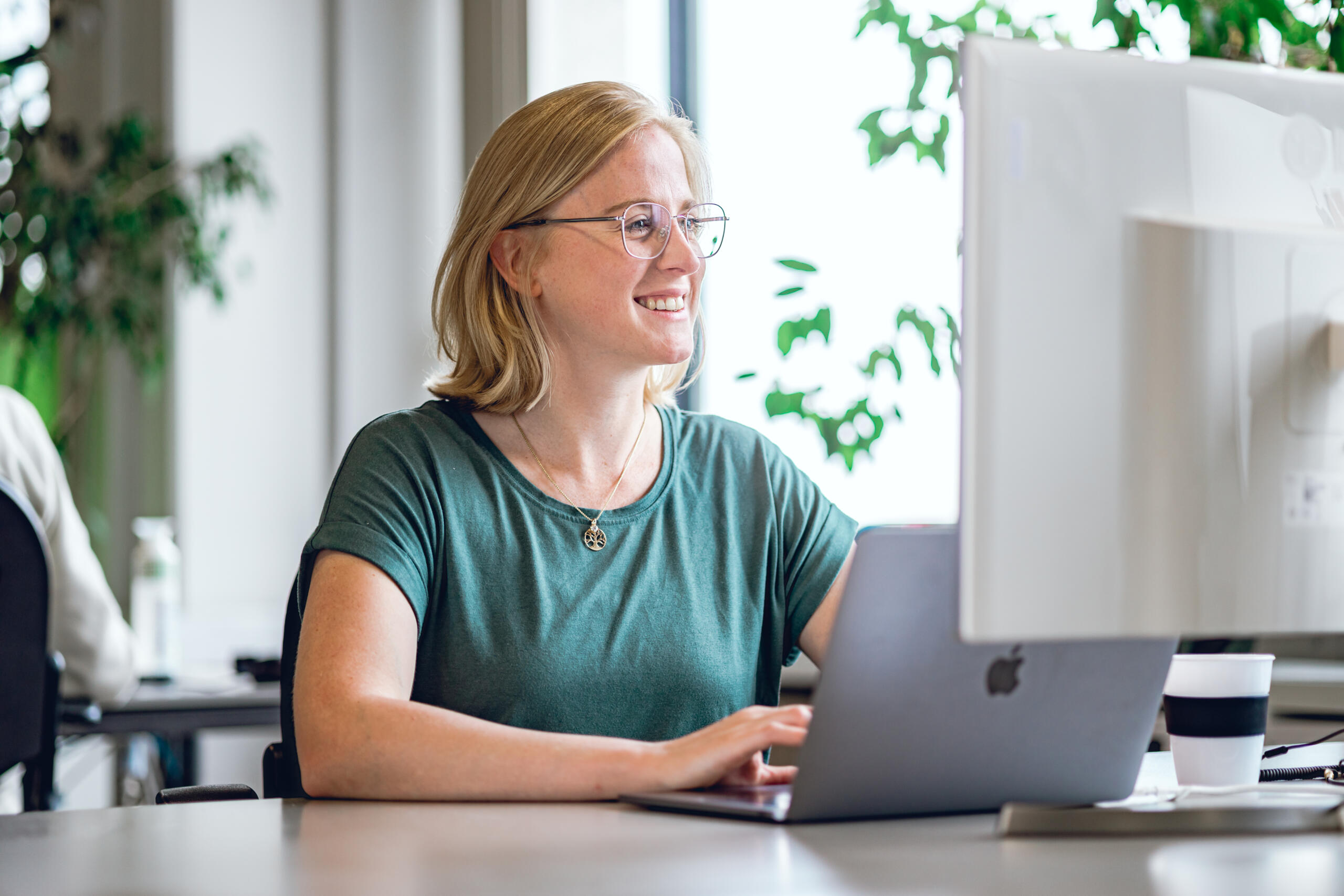 Marloes aan het werk bij Madia